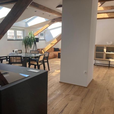 Split Rooftop Loft ภายนอก รูปภาพ