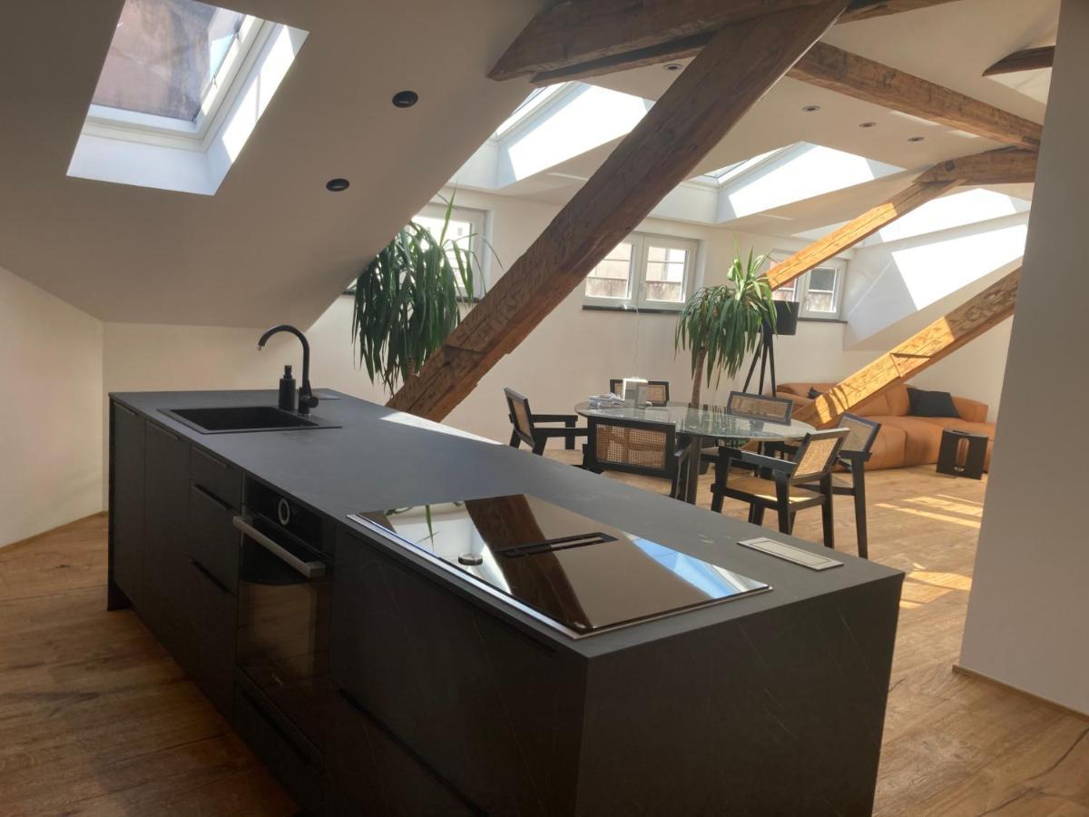 Split Rooftop Loft ภายนอก รูปภาพ