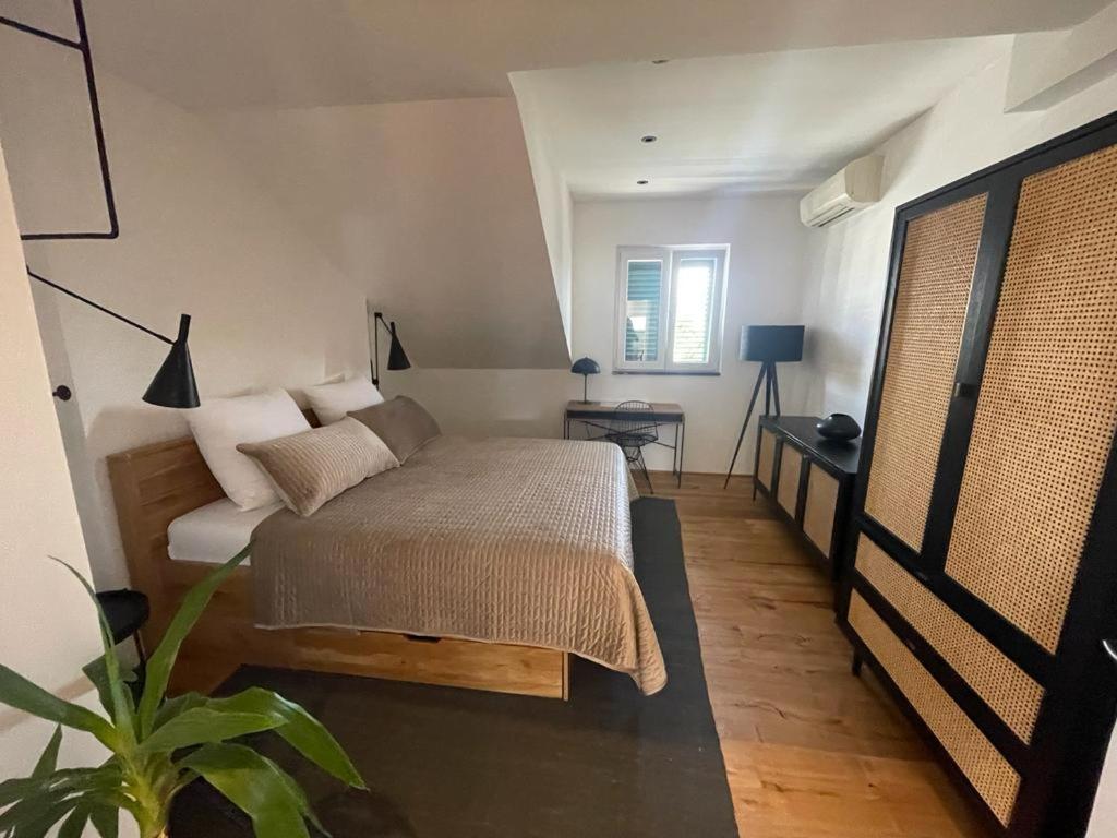 Split Rooftop Loft ภายนอก รูปภาพ