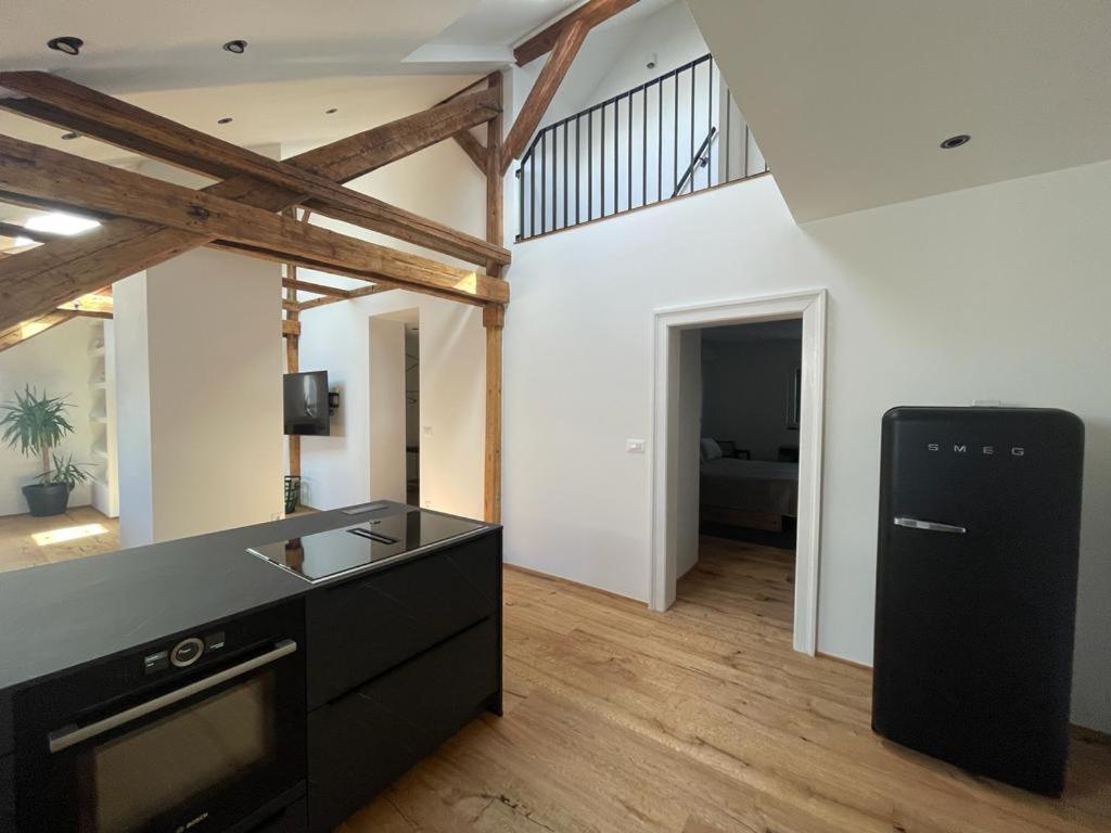 Split Rooftop Loft ภายนอก รูปภาพ
