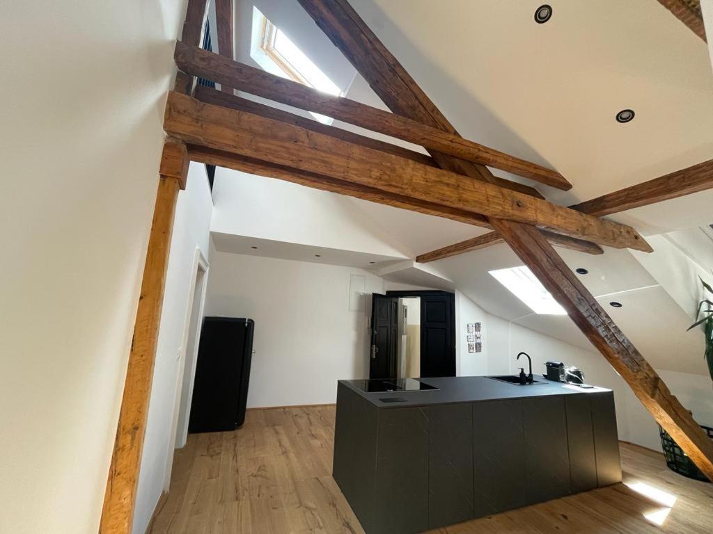 Split Rooftop Loft ภายนอก รูปภาพ
