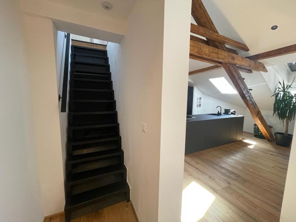 Split Rooftop Loft ภายนอก รูปภาพ