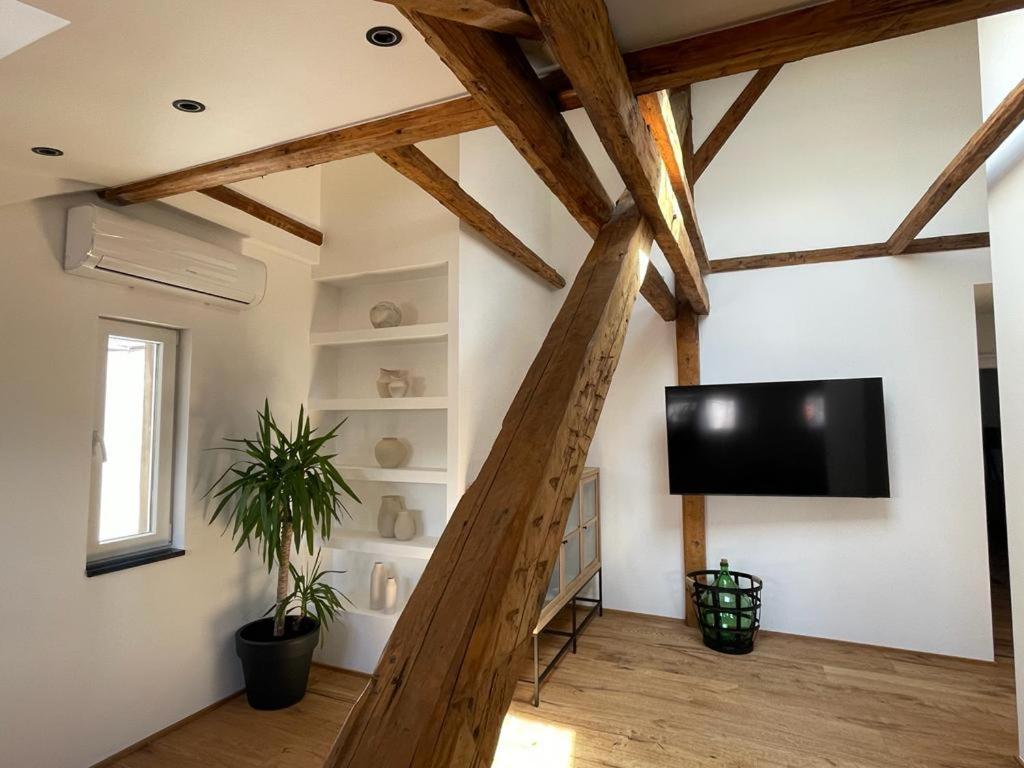 Split Rooftop Loft ภายนอก รูปภาพ